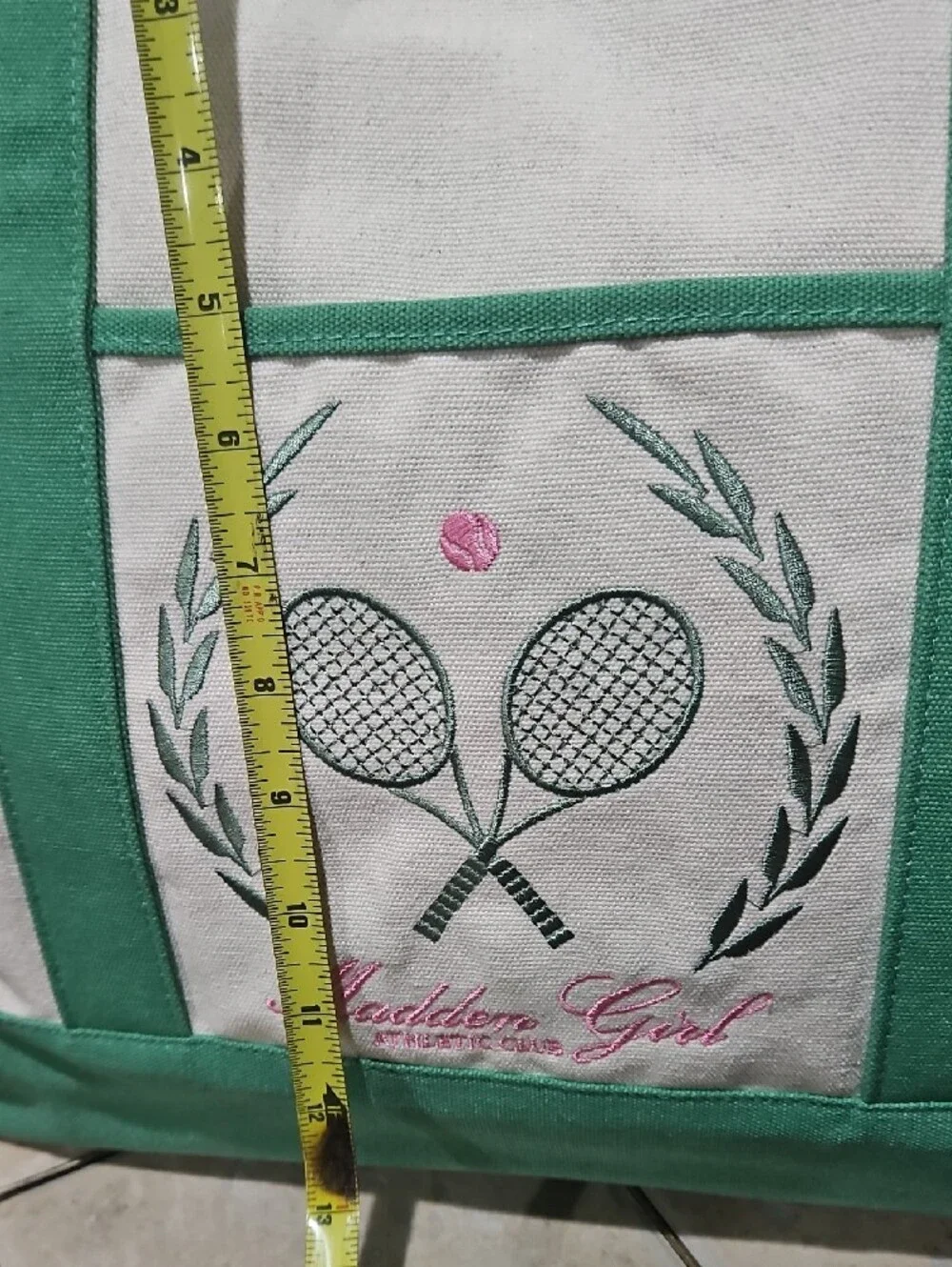 🎄 NWT! Madden Girl 